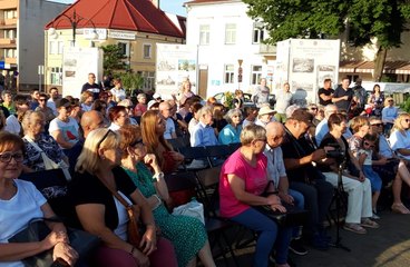 Hiszpańska orkiestra kameralna wystąpiła na placu Legionów w Wieluniu